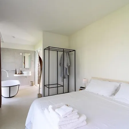 Masseria Mo' Bed & Breakfast