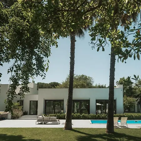 Masseria Mo' 住宿加早餐酒店 加拉蒂纳